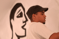 Exposição Narrativas em Madeira e Muro