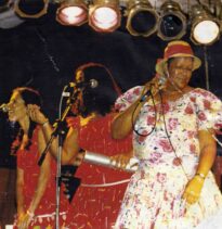 Com Aurinha do Coco 1998