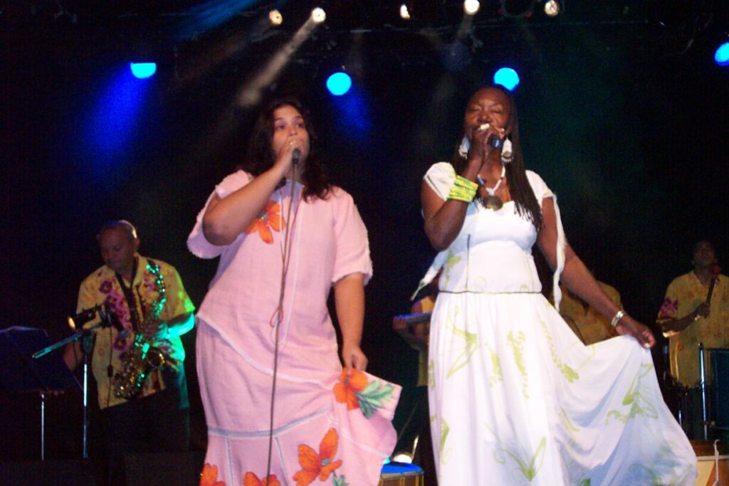 Adryana BB e Lia de Itamaracá _ Teatro Rival