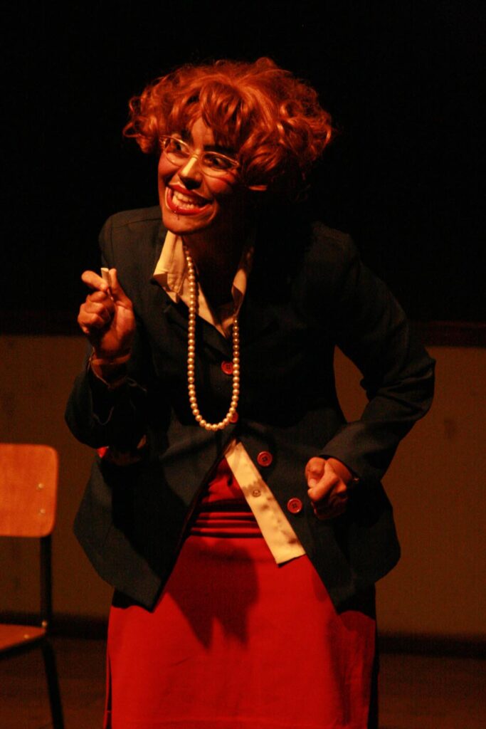 Atriz: Cecília Moura
