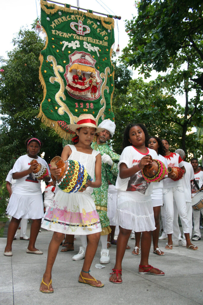 Maracatu Nação Encanto da Alegria na Casa da Cultura