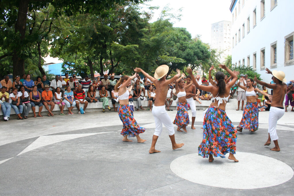 Corpos e Tambores na Casa da Cultura