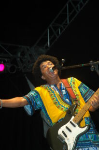 MOSTRANDO M.PAULINO