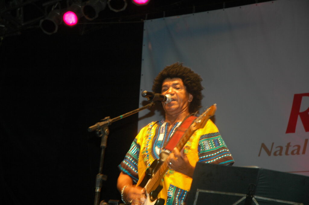 M.PAULINO