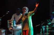 Show de Leci Brandão em Goiana, no Carnaval 2009