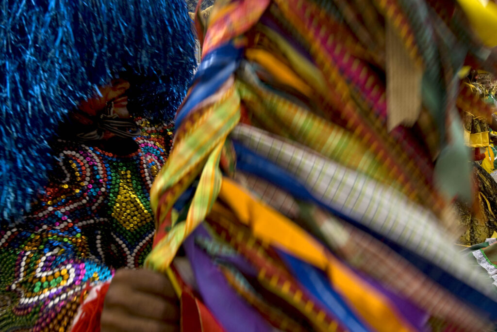 Encontro de maracatus em Nazaré da Mata, no Carnaval 2009