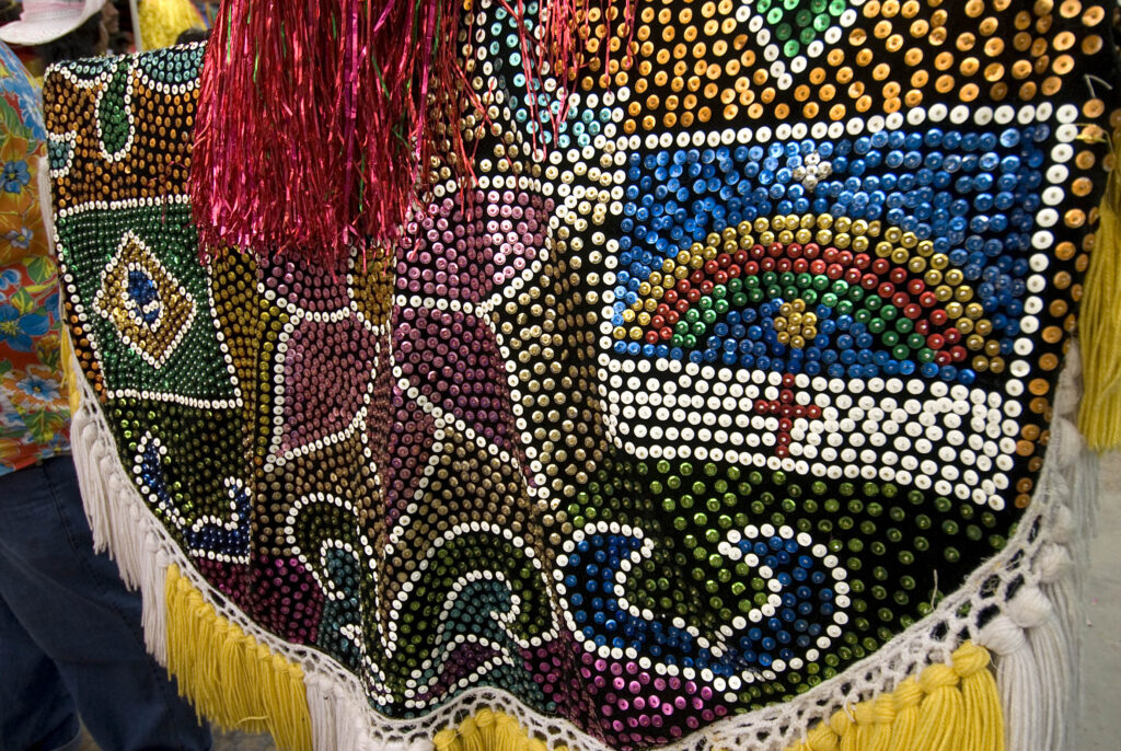 Encontro de maracatus em Nazaré da Mata, no Carnaval 2009