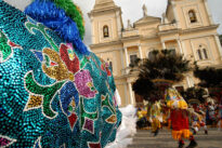 Encontro de maracatus em Nazaré da Mata, no Carnaval 2009