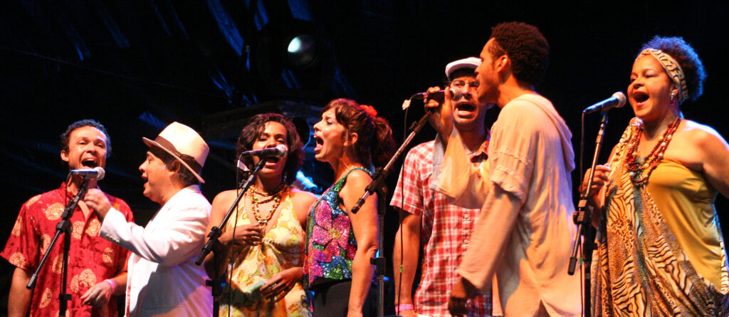 Participações especiais no show do Maracatu Le