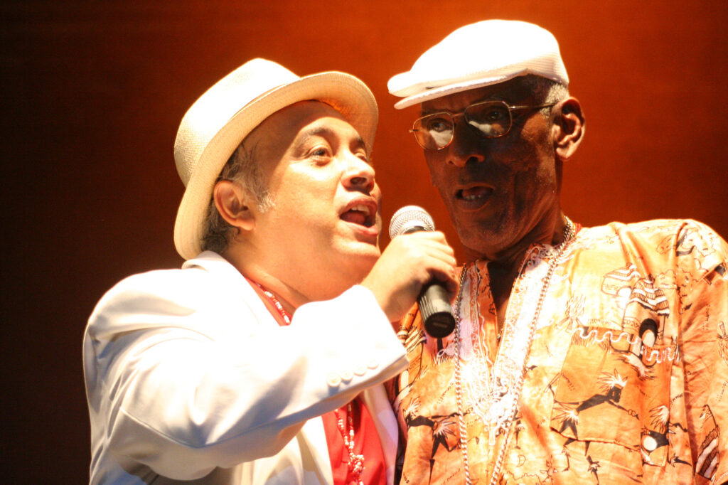 Walmir Chagas e Mestre Afonso, do Maracatu Leão Coroa