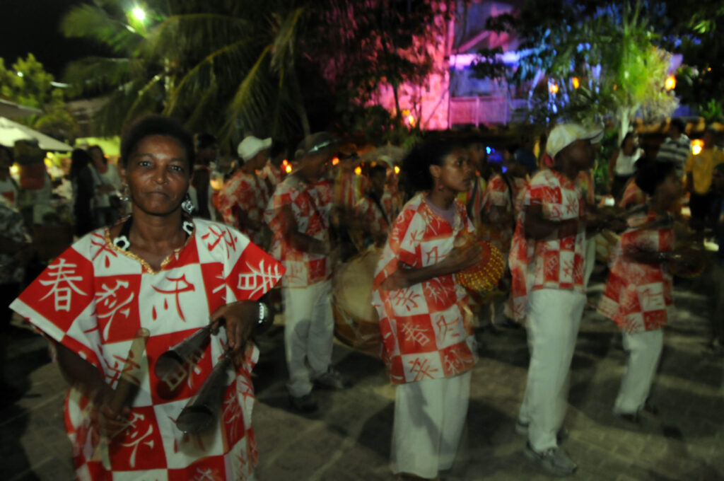 Maracatu Cambinda Africano em Ipojuca, no Carnaval 2009
