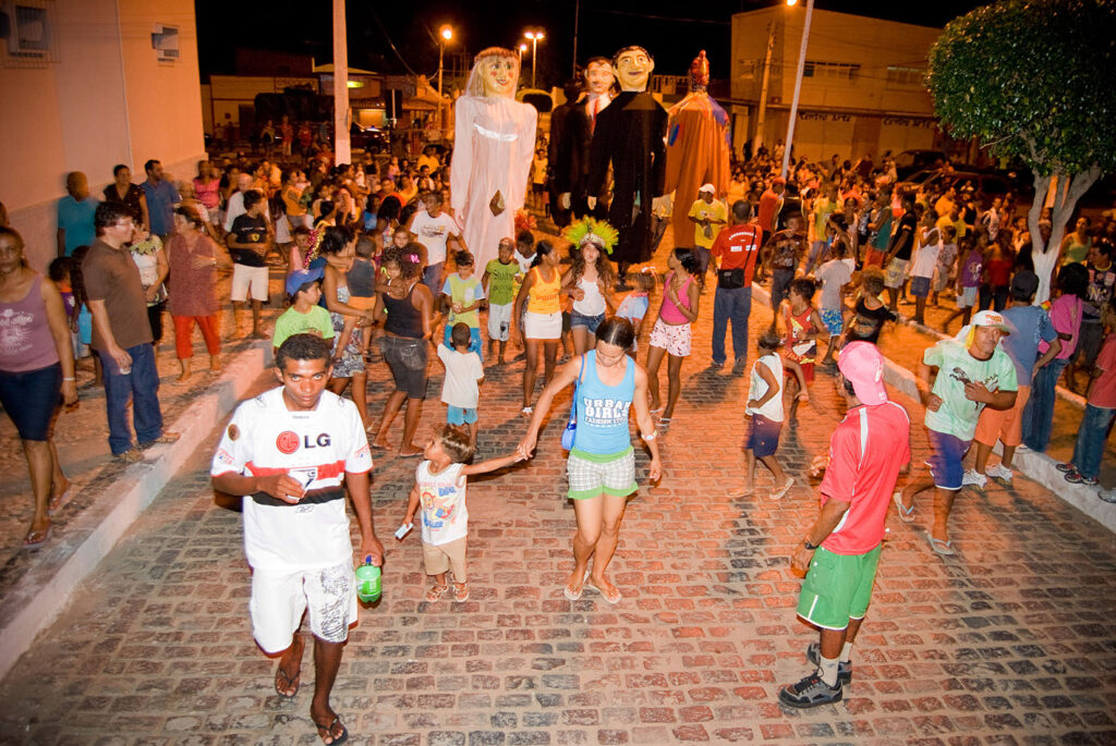Bonecos gigantes em Belém do São Francisco, no Carnaval 2009