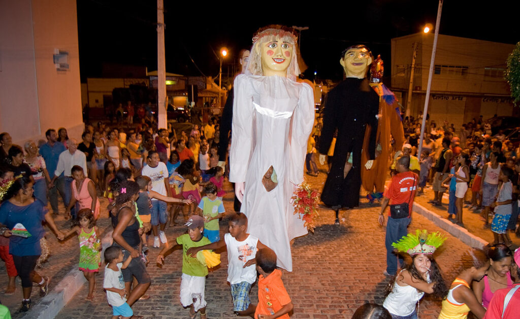 Bonecos gigantes em Belém do São Francisco, no Carnaval 2009
