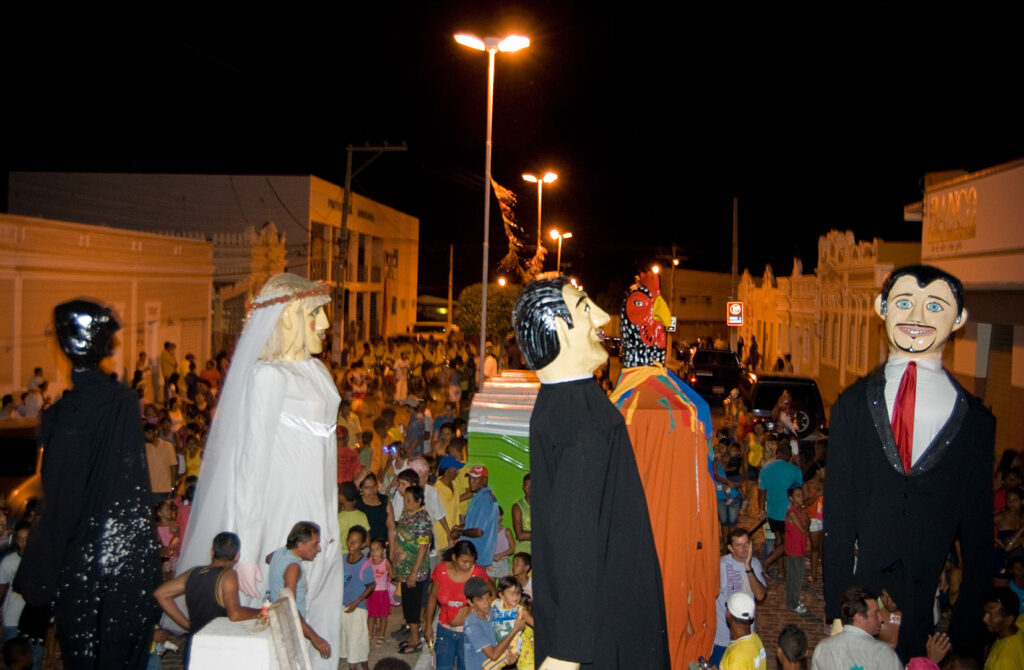 Bonecos gigantes em Belém do São Francisco, no Carnaval 2009
