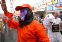 Desfile de Papangus em Bezerros, no Carnaval 2009