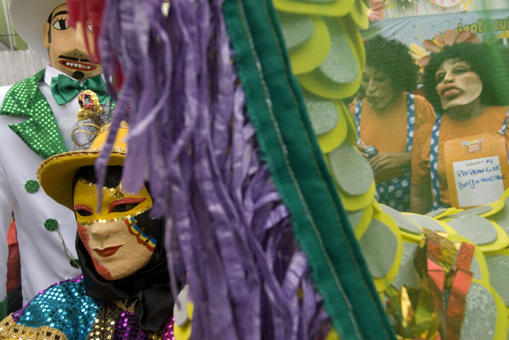 Desfile de Papangus em Bezerros, no Carnaval 2009