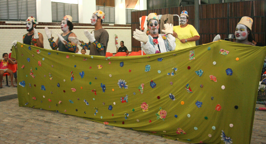 Governo Presente em Peixinhos - Grupo Teatral Língua Ferina