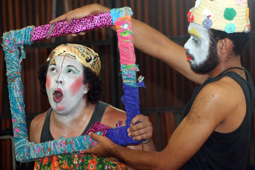 Governo Presente em Peixinhos - Grupo Teatral Língua Ferina