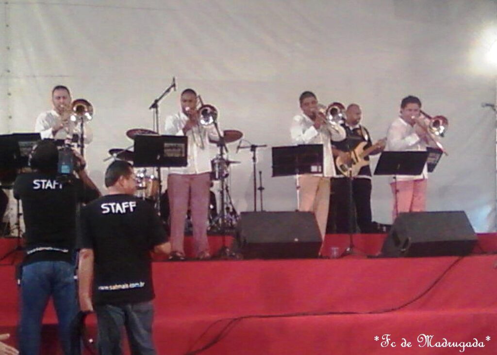 Ouça o novo single do Rodamundo