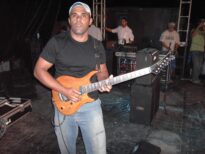 ANDRÉ PANTERA - GUITARRA