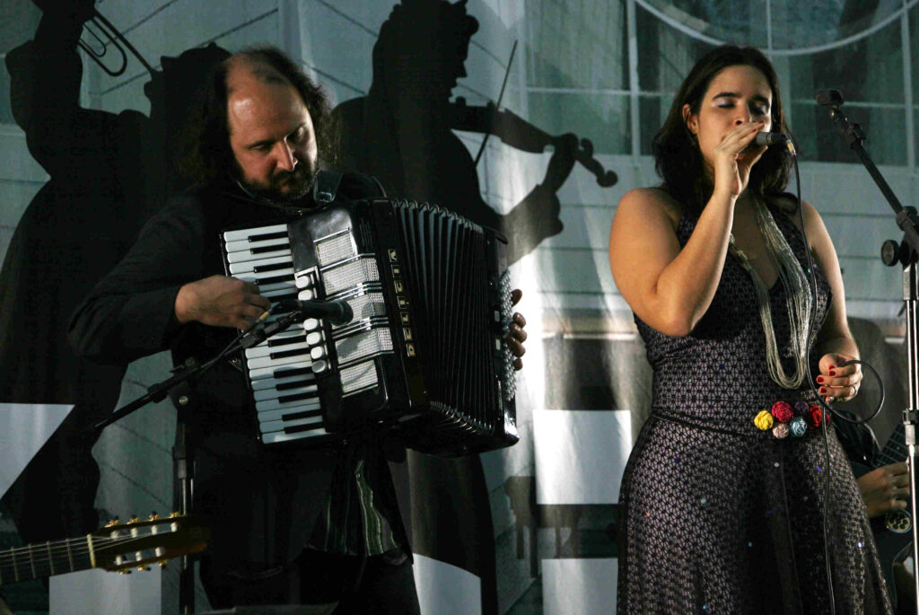 Com de Arthur de Faria, no Santander Cultural (Porto Aegre)