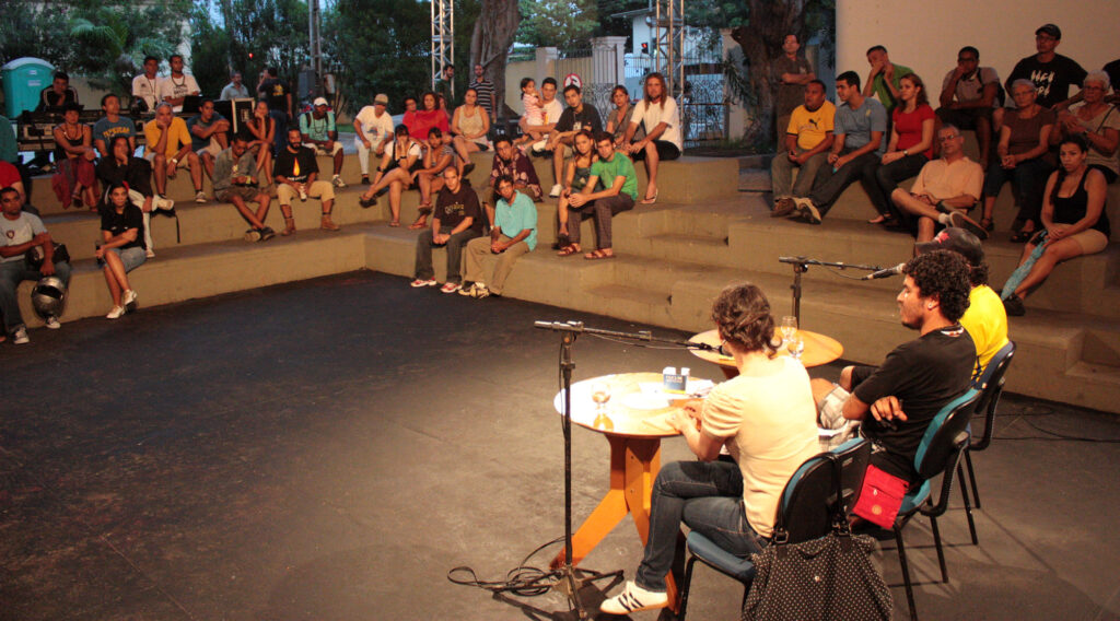 Palestra Turnê Internacional - Observa e Toca Malakoff