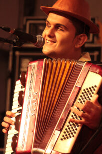 Joãozinho do Acordeon - Observa e Toca Malakoff