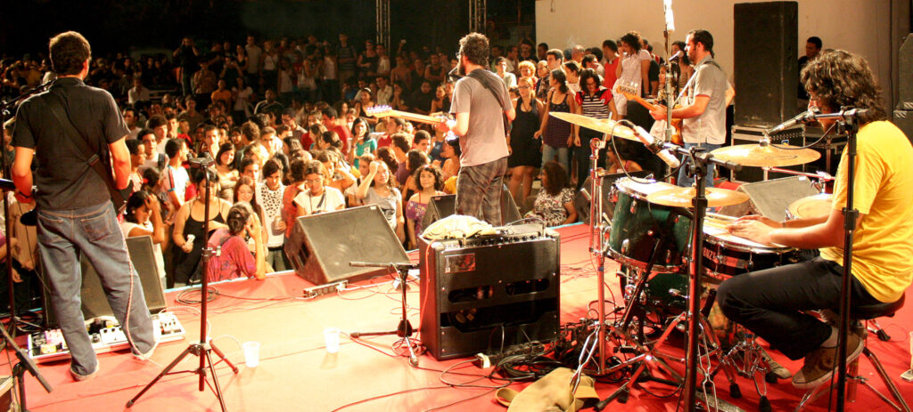 Volver - Observa e Toca Malakoff