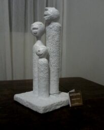escultura - técnica papel machê