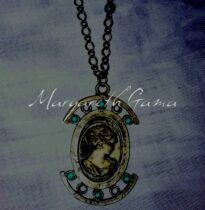 corrente ouro velho camafeu com cristal Ref.087