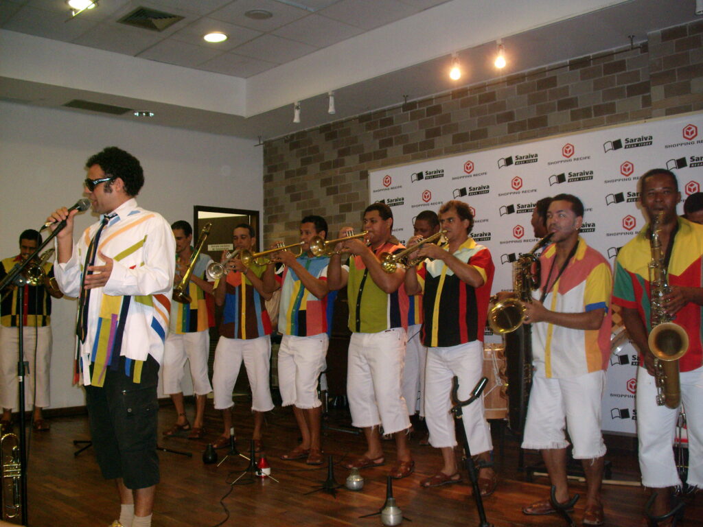 Maestro Forró e OPBH bombaram na Saraiva