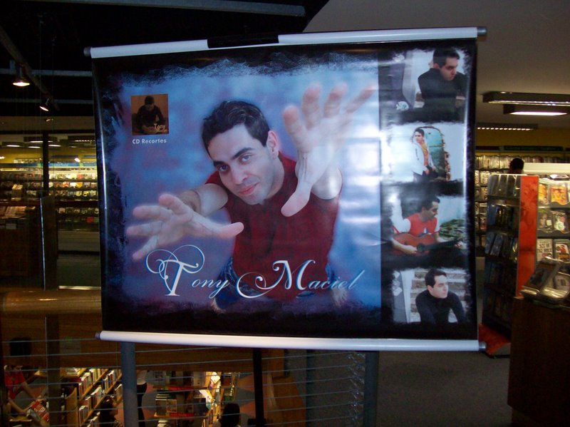 Tony Maciel - Livraria Cultura
