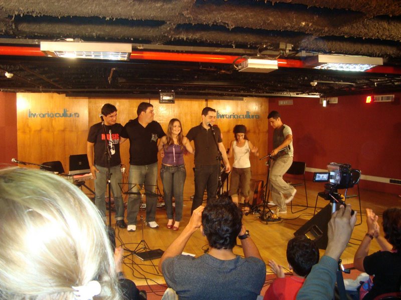 Tony Maciel - Livraria Cultura