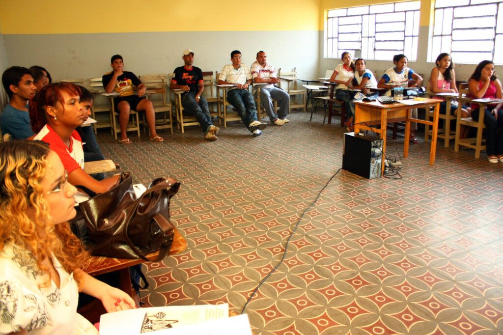 Oficina de Literatura de Cordel com Meca Moreno