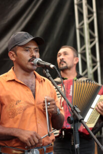 Zé Galvão e os Feras do Forró