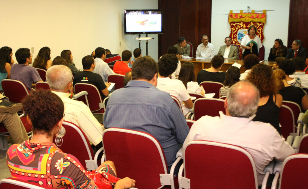 Coletiva de imprensa do FIG - Luciana Azevedo