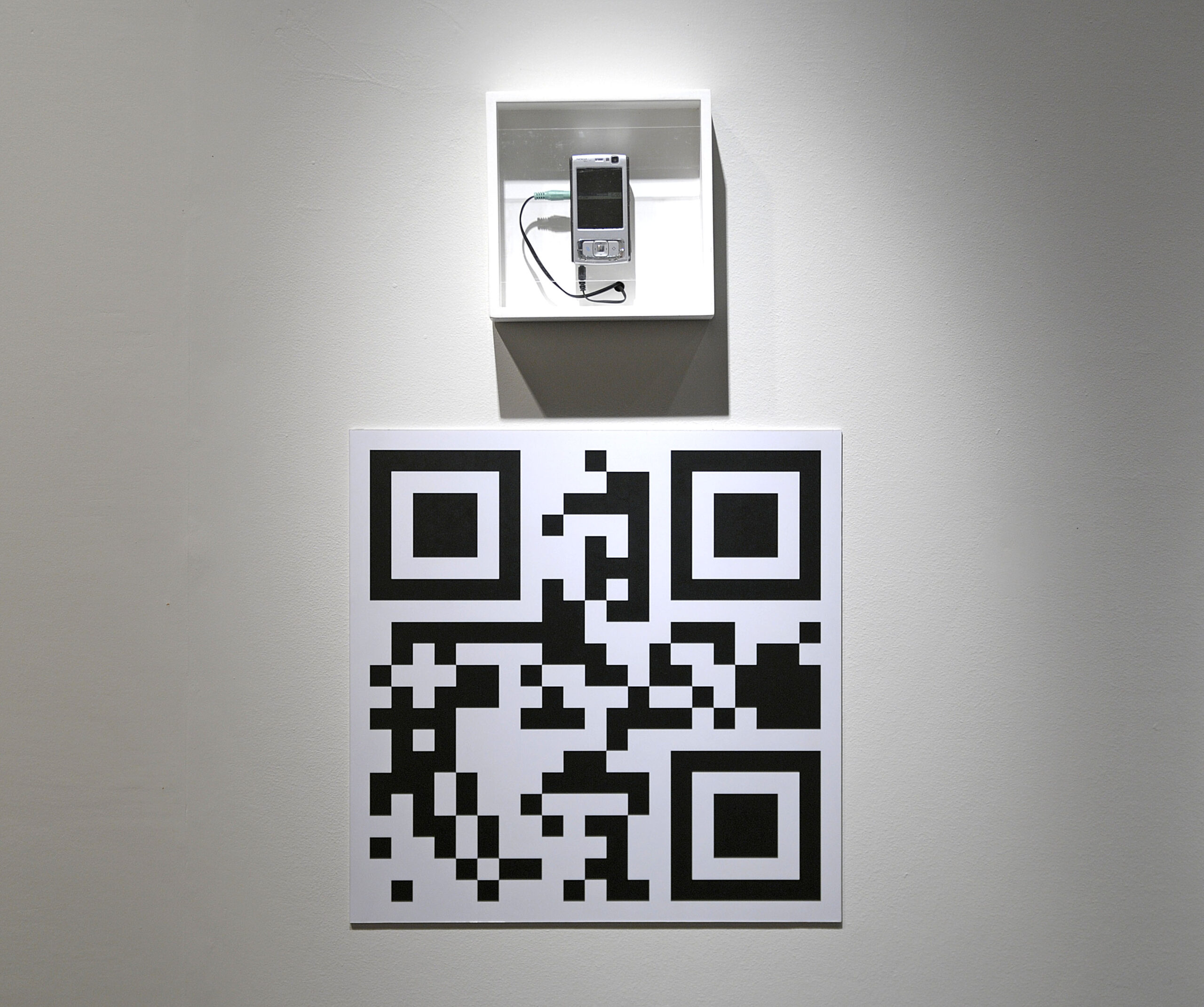 Suite 4 Mobile Tags, na exposição "O Lugar Dissonante"