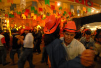 Forró pé-de-serra em Caruaru, durante o São João 2008