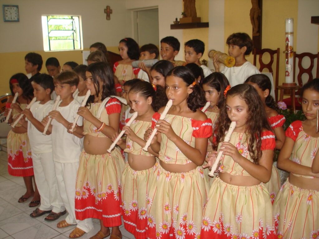 Fotos das oficinas culturais para crianças