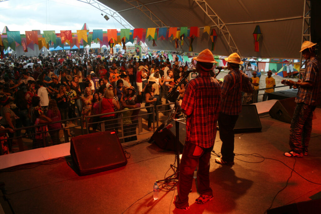OS TRES DO CARIRI
