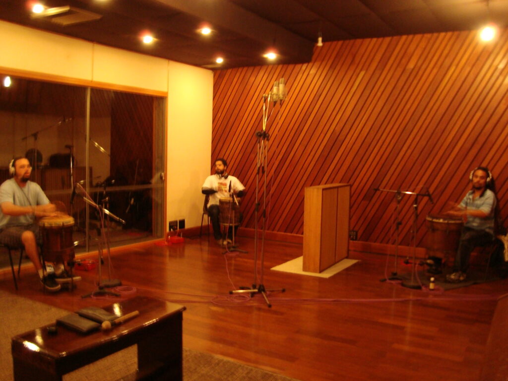Gravando no Estúdio YB, em São Paulo