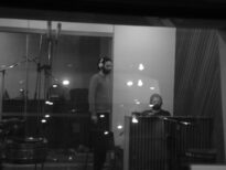 Gravando no Estúdio YB, em São Paulo