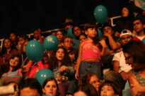 Acrobacias recebem aplausos na tenda de Circo do FIG 2009