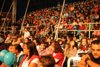 Acrobacias recebem aplausos na tenda de Circo do FIG 2009