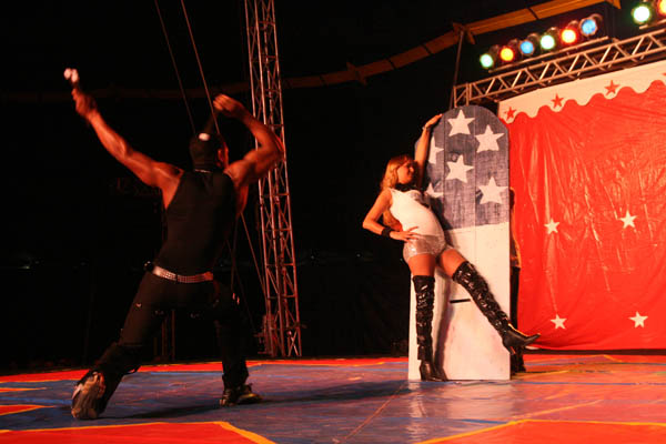 Espetáculo Viva o circo - Grupo Pitanguinha Show - FIG 2009
