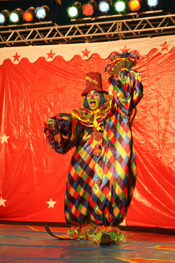 Espetáculo Viva o circo - Grupo Pitanguinha Show - FIG 2009