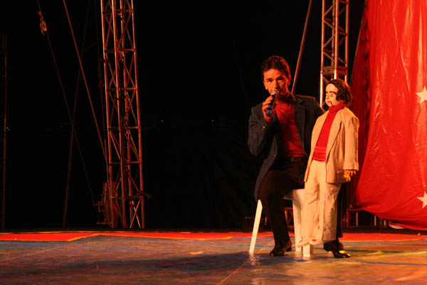 Espetáculo Viva o circo - Grupo Pitanguinha Show - FIG 2009
