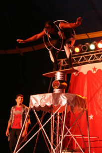 Circo: Tirando a máscara, mostrando nossa cultura - FIG 2009