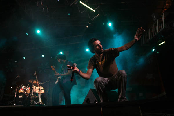 Cabruêra, Orquestra Contemporânea de Olinda e Naçao Zumbi