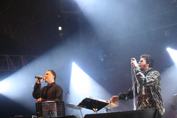 Cabruêra, Orquestra Contemporânea de Olinda e Naçao Zumbi